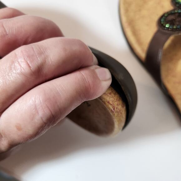 APT 9 Y2K Green Faux Stone Beaded Detail Comfort Thong  Sandals Womens 6M FLAWED - Picture 9 of 11